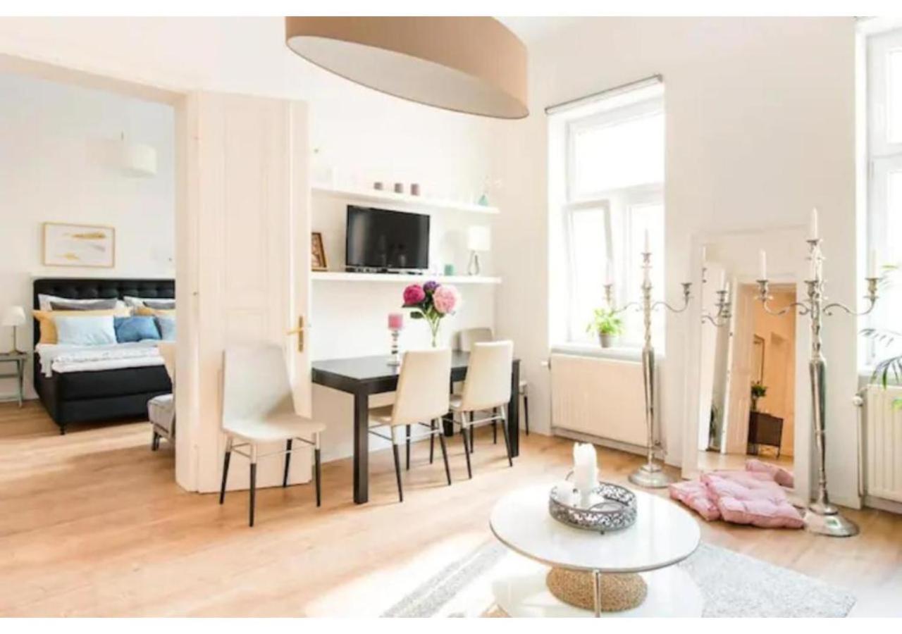 Luxurious And Bright, 5 Min To City Center Apartment Vienna Exterior photo
